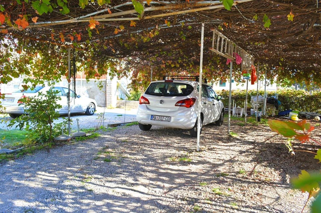 Apartmani Vela Макарська Екстер'єр фото
