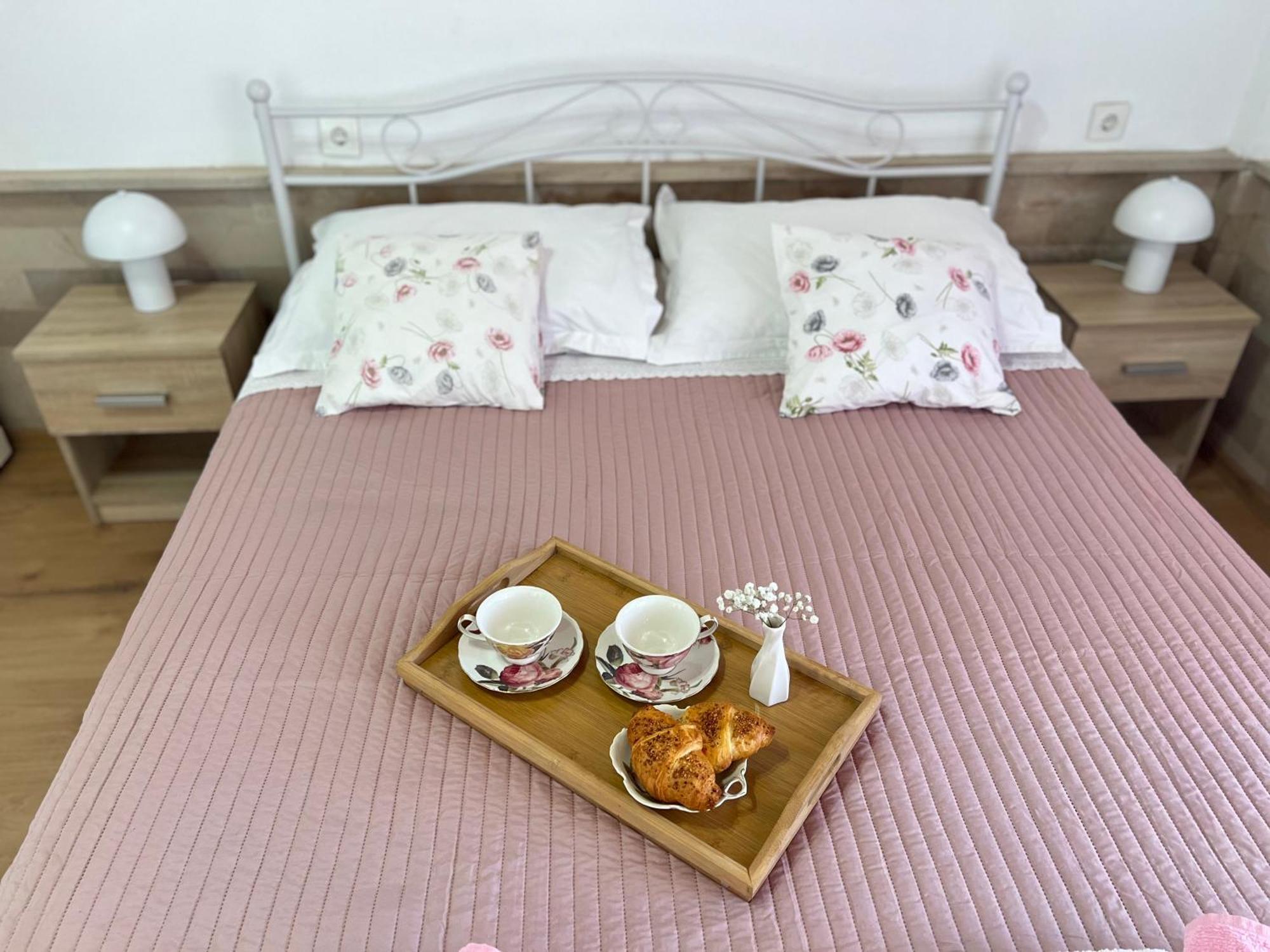 Apartmani Vela Макарська Екстер'єр фото