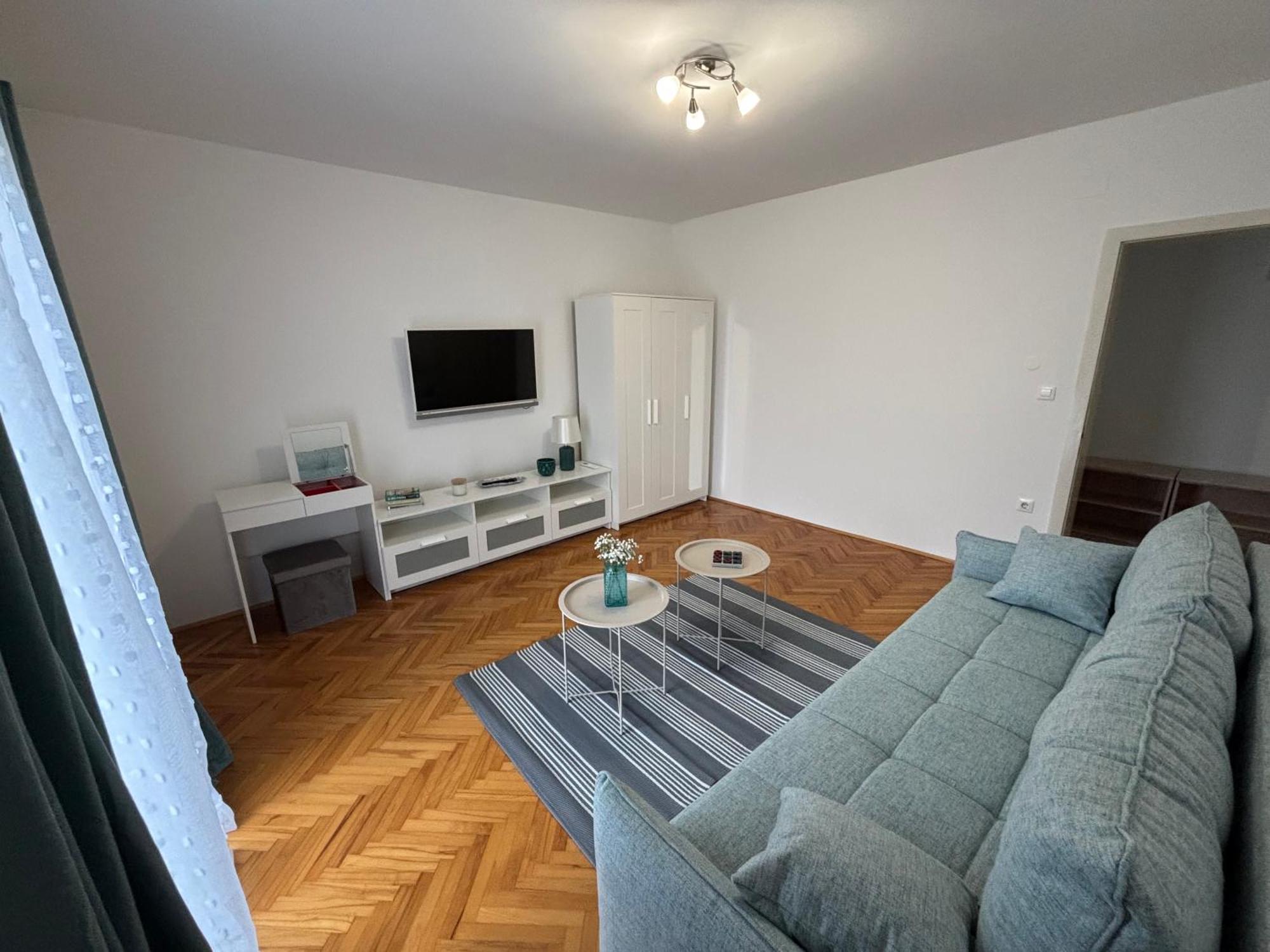 Apartmani Vela Макарська Екстер'єр фото