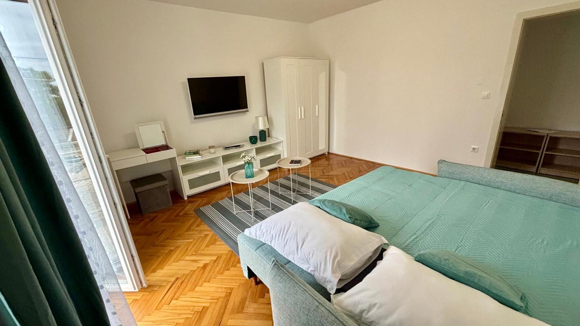 Apartmani Vela Макарська Екстер'єр фото