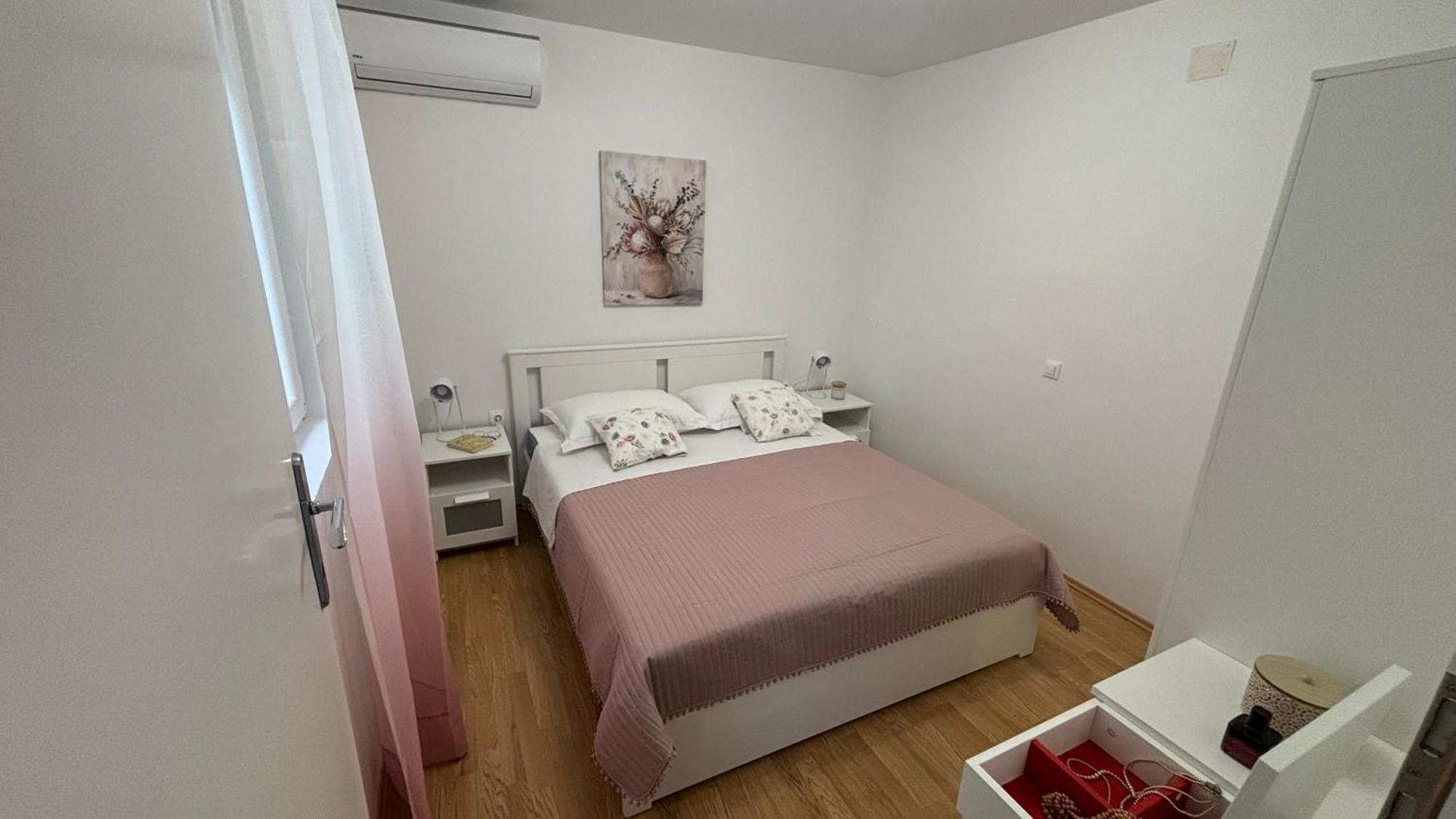 Apartmani Vela Макарська Екстер'єр фото